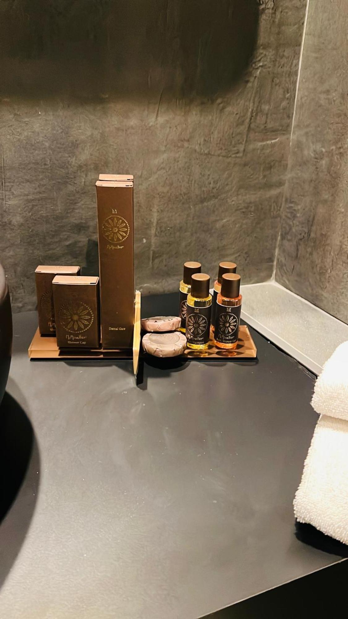 Gold Suite&Spa 巴勒莫 外观 照片